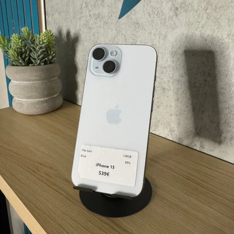 iPhone 15