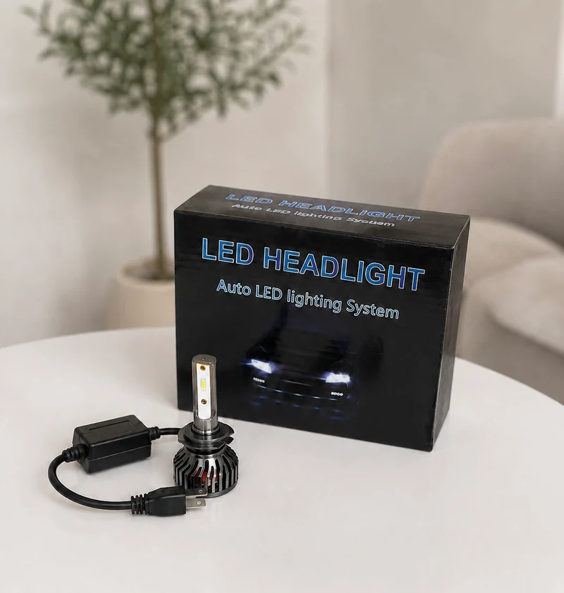 Kit de 2 Ampoules Phares LED Auto H7 / H4 - Système d'Éclairage LED avec Ventilateur de Refroidissement