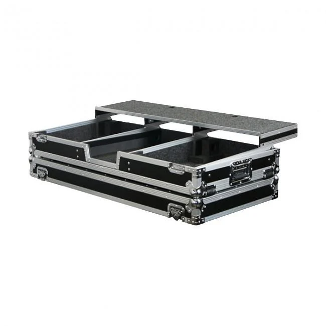 Odyssey Innovative Designs FZGSPBM12W Glide Style Remixer Turntable DJ Coffin Case